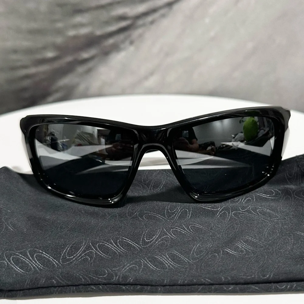 🕶️OAKLEY🕶️ Valve Black Sunglasses